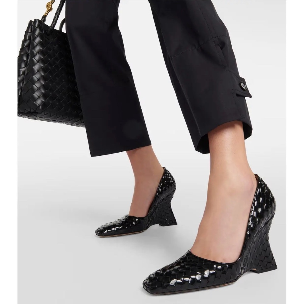 RARE Bottega Veneta Comet Heels